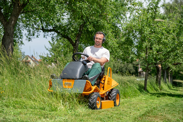 AS800 FREERIDER OUTDOOR PHOTO 1